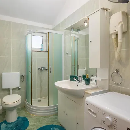 Apartament Beautiful In Krk With Kitchen Krk Town