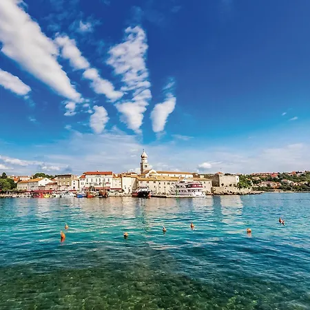 2 Bedroom Front In Krk *