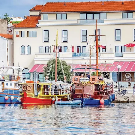 Beautiful In Krk With Kitchen Krk Town