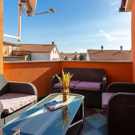 2 Bedroom Front In Krk * Krk Town