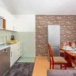 Daire Beautiful In Krk With Kitchen *