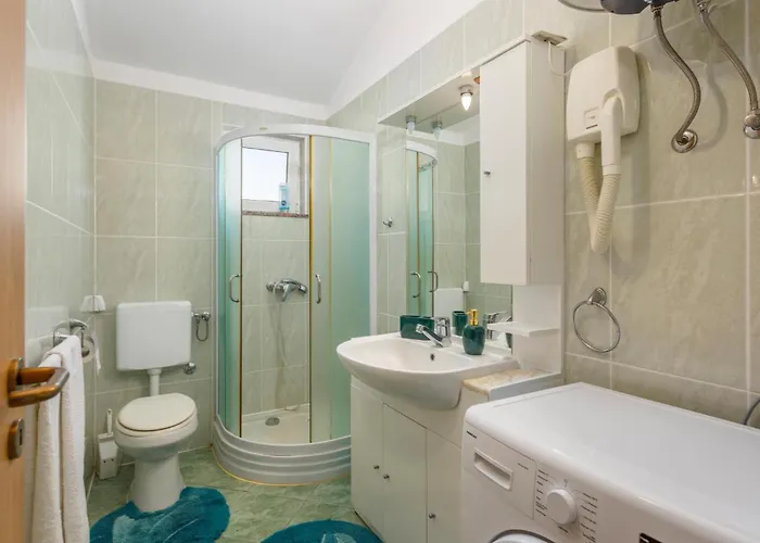 Appartement Beautiful In Krk With Kitchen Krk Town